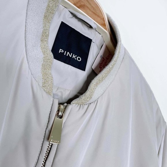 ⚡️SOLD⚡️ pinko nylon quilted short jacket - size 6 - Picture 2 of 8